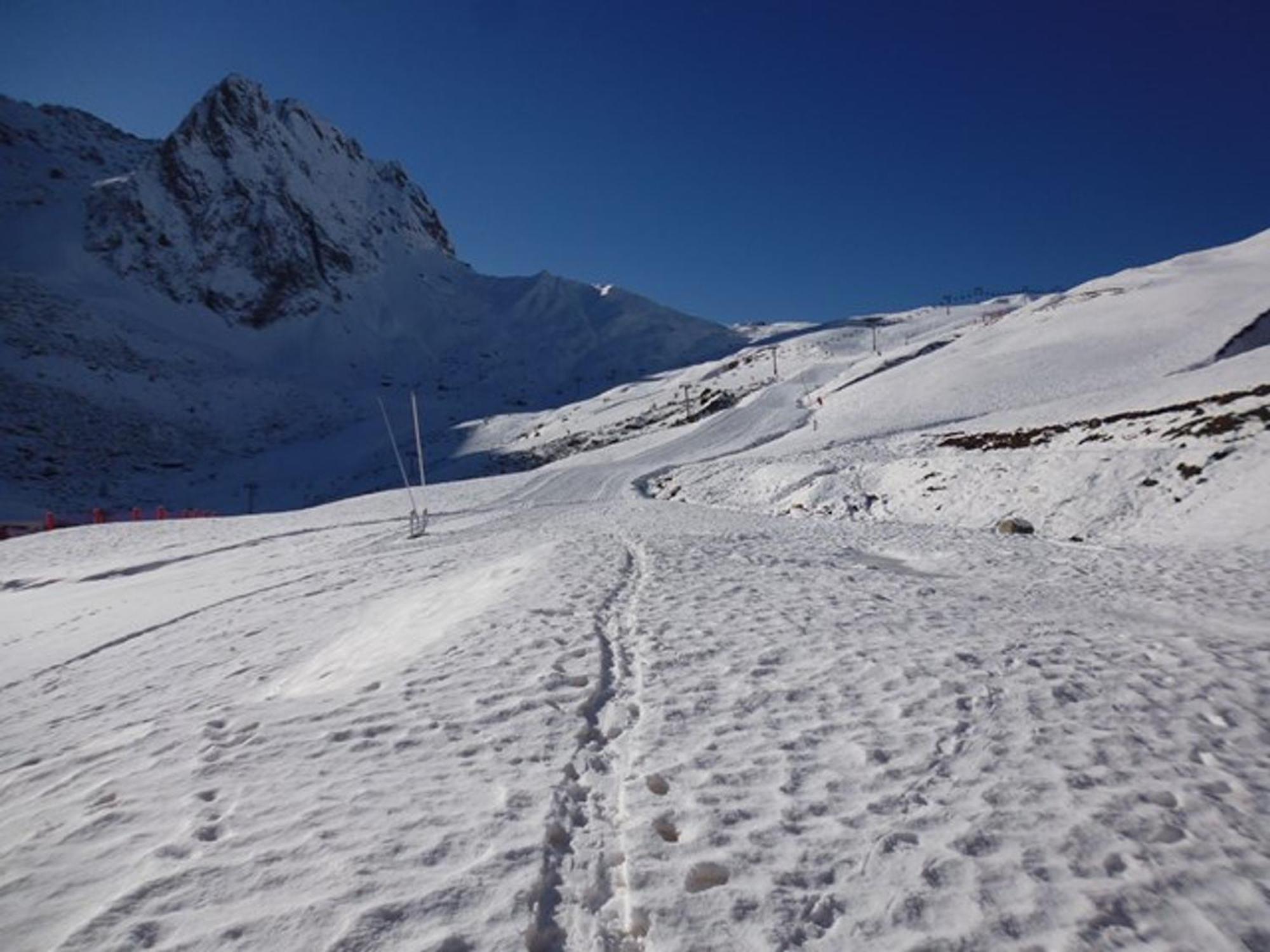 Appart 6 Personnes, 1 Chambre, Pied Pistes, Balcon Sud, La Mongie - Fr-1-404-60 Luaran gambar